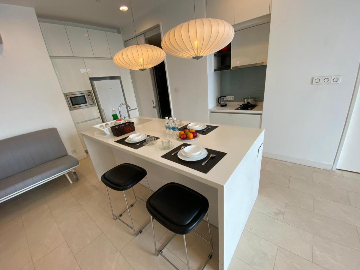 Klcc Beyond Hospitality Suites Platinum Kuala Lumpur Bagian luar foto