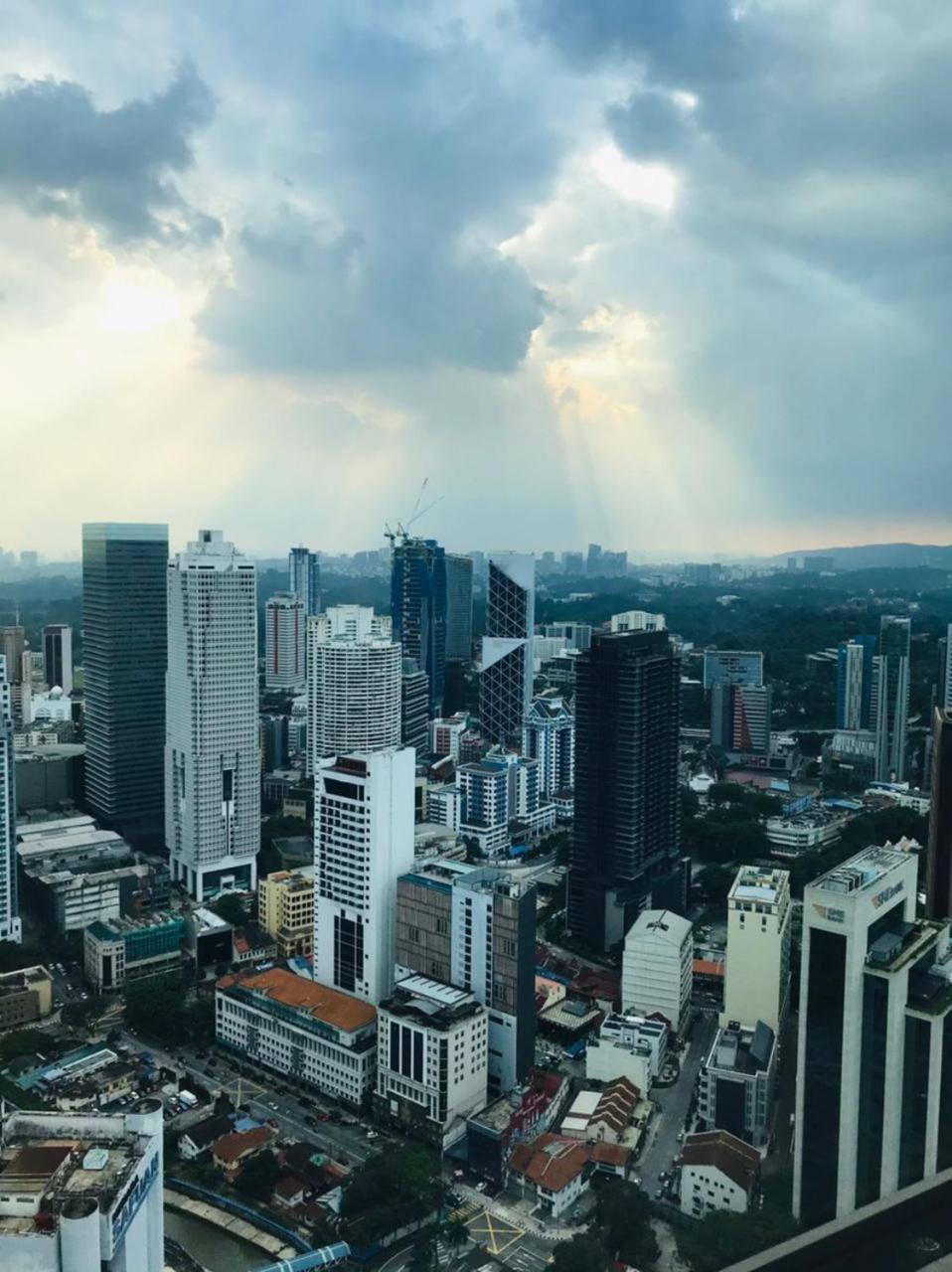 Klcc Beyond Hospitality Suites Platinum Kuala Lumpur Bagian luar foto