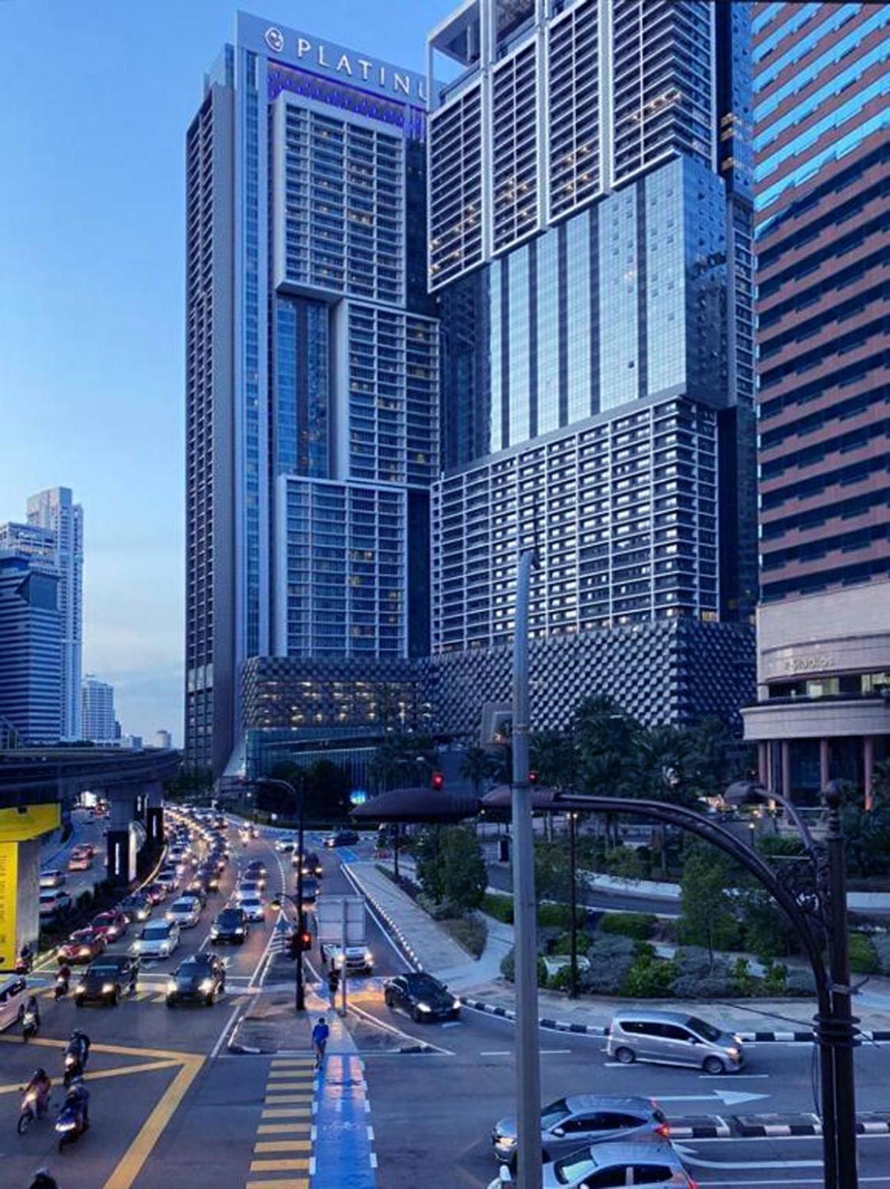 Klcc Beyond Hospitality Suites Platinum Kuala Lumpur Bagian luar foto